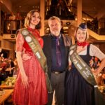 v.l. Die Hamburger Bierkönigin Franziska, BLOCKBRÄU Chef Ralf Hansen, Hamburger Bierprinzessin Carina