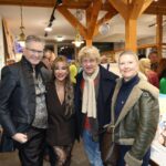 Dale Tracy, Kathy Savannah Krause, Manu,